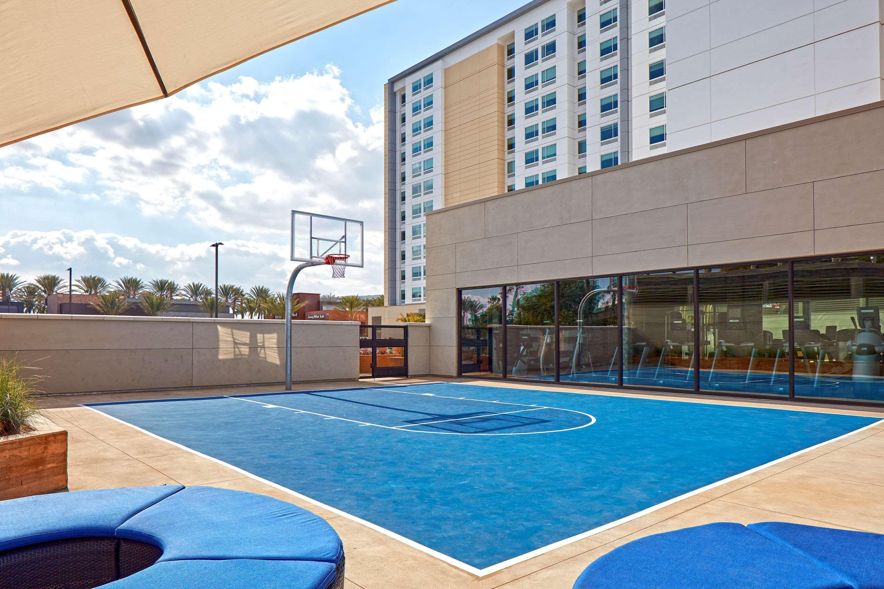 Cambria Hotel & Suites Anaheim Resort Area Экстерьер фото